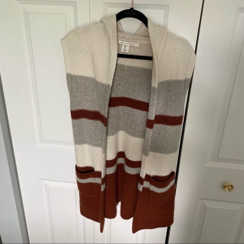 Wool Cardigan vest beige and brown size L